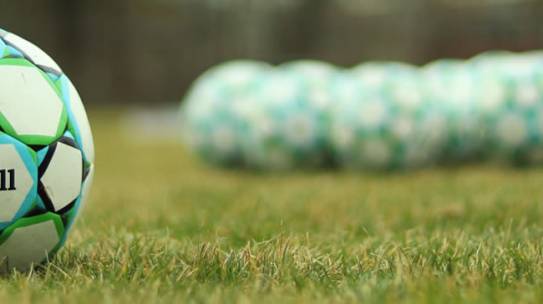 Musikvideo mit dem Fairtradefußball des FC Grün-Weiß Gröbenzell